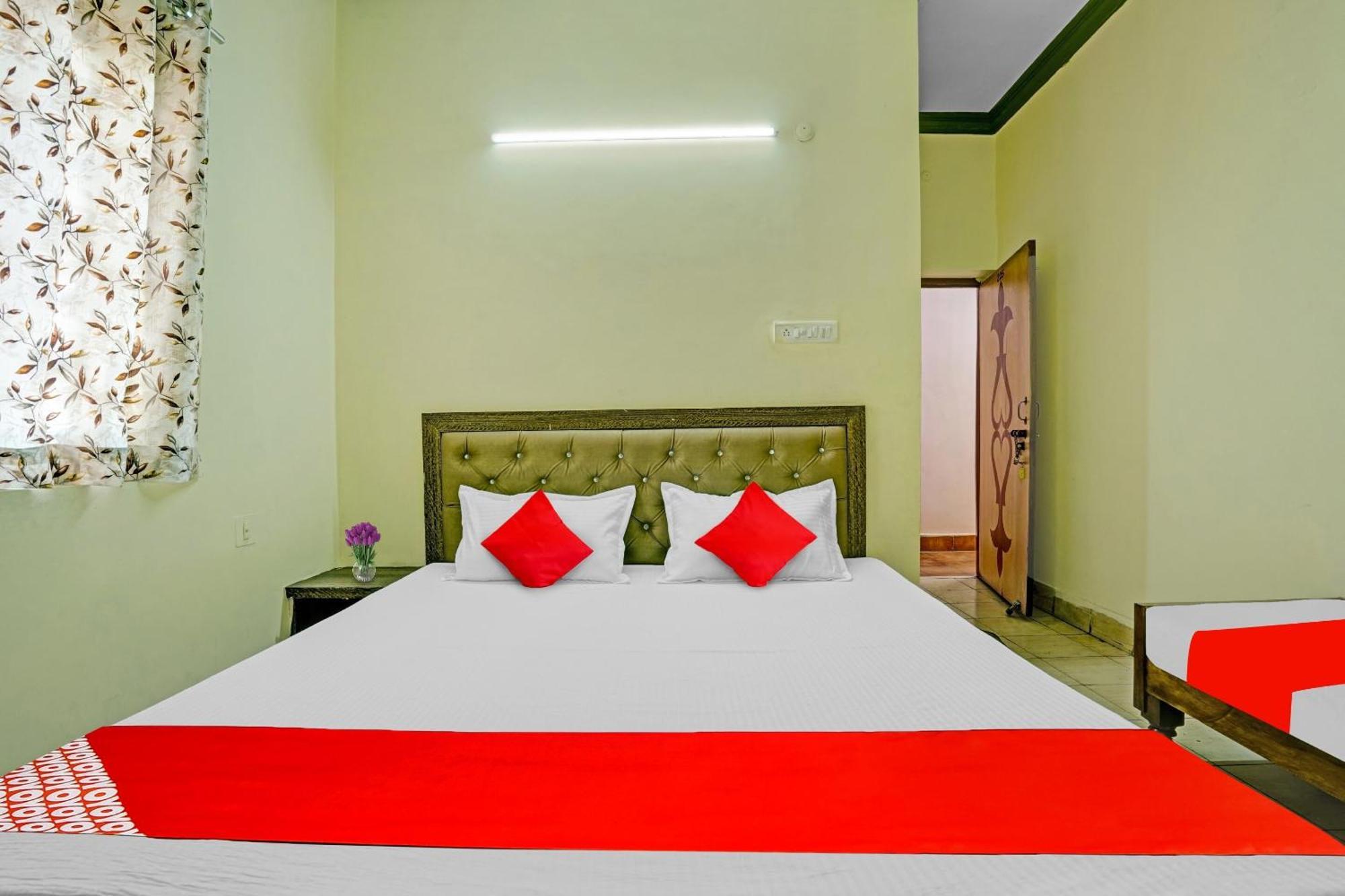 Hotel O B N Palace Raipur  Luaran gambar